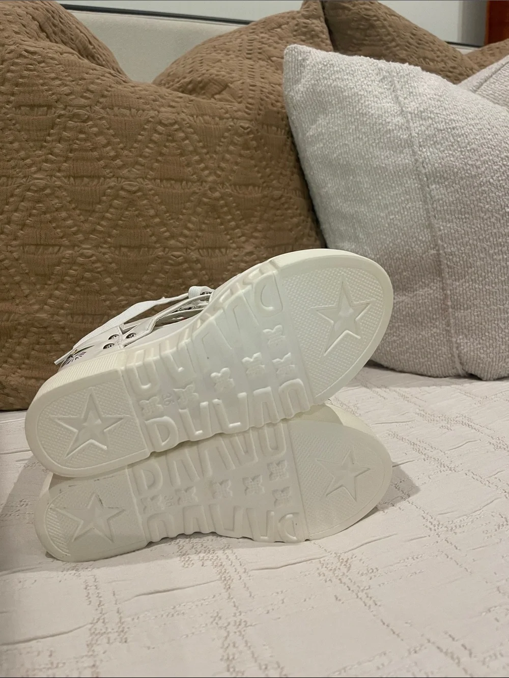 White Floral Lace-Up Platform Sandals